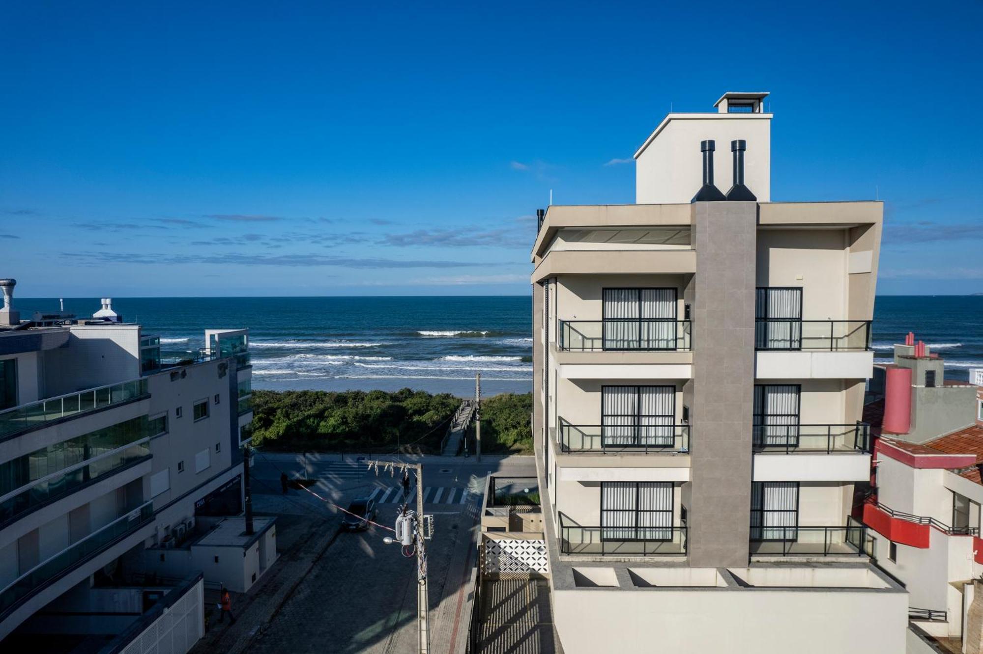 Apartment Hy Bombinhas